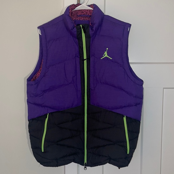 Nike Air Jordan puffer vest - Picture 1 of 8
